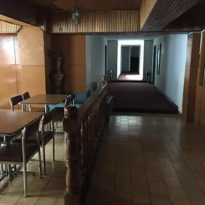 De Lujo Hotel